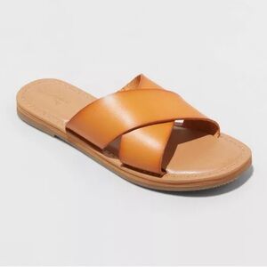 Women's Emeralda Slide Sandals -
Universal Thread